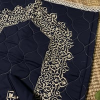 طقم مطرز -كحلي