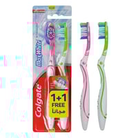 فرشاة الاسنان كولجيت ماكس وايت وسط الخاصة في تبييض...