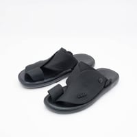 حذاء شرقي طبي، مزيج من الأناقة والراحة