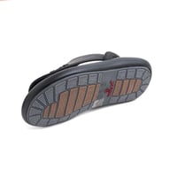 حذاء شرقي ولادي