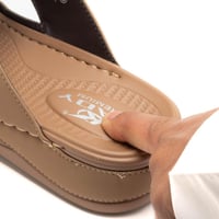 أناقة ومقاومة لكل خطوة، أحذية طبية ، وراحة طوال ال...