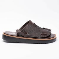 حذاء شرقي رجالي