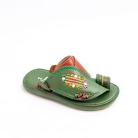 حذاء شرقي ولادي مطرز