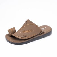 حذاء شرقي رجالي