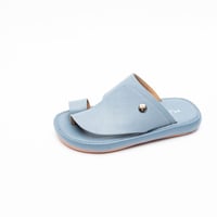 حذاء شرقي ولادي