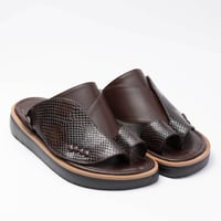 حذاء شرقي رجالي