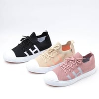 جزمة رياضية نسائي