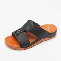 أناقة ومقاومة لكل خطوة، أحذية طبية ، وراحة طوال ال...