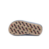 حذاء شرقي ولادي