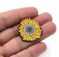 بروش وردة تباع الشمس