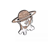 بروش بطريقة الرسم اليونانية