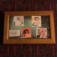 إطار خشبي مصنوع بجوده عالية أنيق يجمع بين رسائل بط...