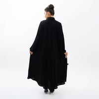 عباية سوداء مع كسرات ( ندى كلوش )