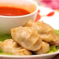 وجبة المنتو الحجازي الأصيل بالدجاج. ( منتو + بيبسي...