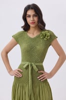 فستان ميدي أخضر كيوي