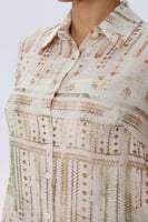 بلوزة شيفون مطبعة بنقوش هندسية