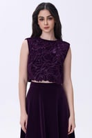 طقم مخمل تنورة ميدي وبلوزة مميز