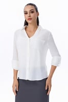 بلوزة اوف وايت