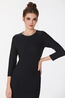 فستان استريتش مزخرف باللؤلؤ