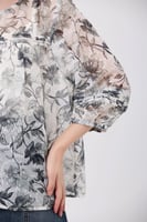 بلوزة شيفون شفاف اوف وايت