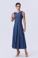 فستان دنيم بدون أكمام بحزام خصر