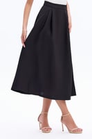 تنورة كلوش ميدي