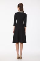 فستان استرتش اسود مع كلف