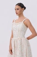 فستان سكري بنقشة الزهور