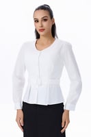 بلوزة ابيض بحزام