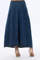 تنورة جينز واسعة بتفاصيل درزات