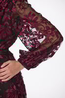 فستان شيفون مطرز