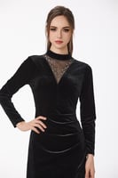 فستان مخمل اسود مع كريستال