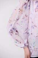 بلوزة شيفون بنفسجي بنقشة الورد