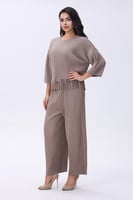 طقم بني فاتح بهدب