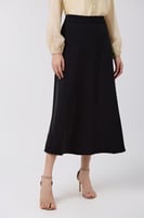 تنورة كريب اسود ناعم