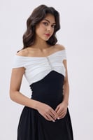 فستان ميدي أبيض وأسود للعيد | فستان أوف شولدر أنيق