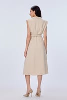 فستان كريب بياقة سبعة