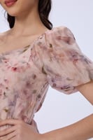 فستان شيفون بطبعة الورد