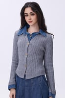 بلوزة رمادي صوفية بأكمام وياقه جينز