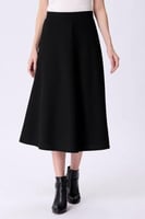 تنورة كلوش أسود