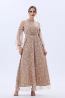 فستان تول مزين بالخرز