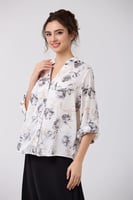 بلوزة ساتان اوف وايت