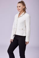 جاكيت شانيل