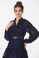 فستان طبع مخمل بطبقات