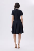 فستان أسود ميدي