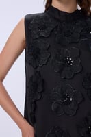 فستان اسود ساتان