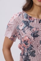 طقم وردي مطبوع