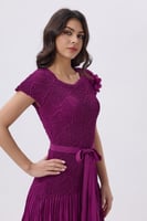 فستان ميدي بنفسجي أنيق