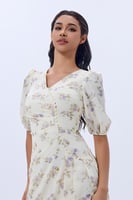 فستان شيفون مع لؤلؤ