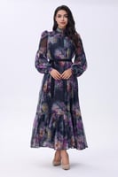 فستان شيفون بنقشة زهور وأكمام منفوخة